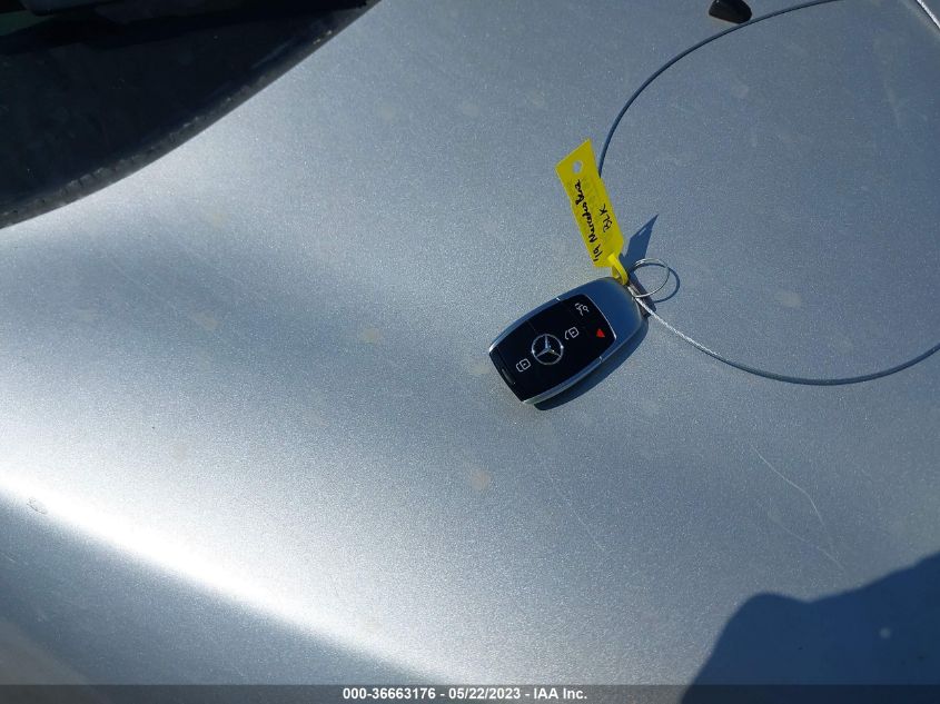 2019 MERCEDES-BENZ E-CLASS E 300 - WDDZF4JB4KA533775