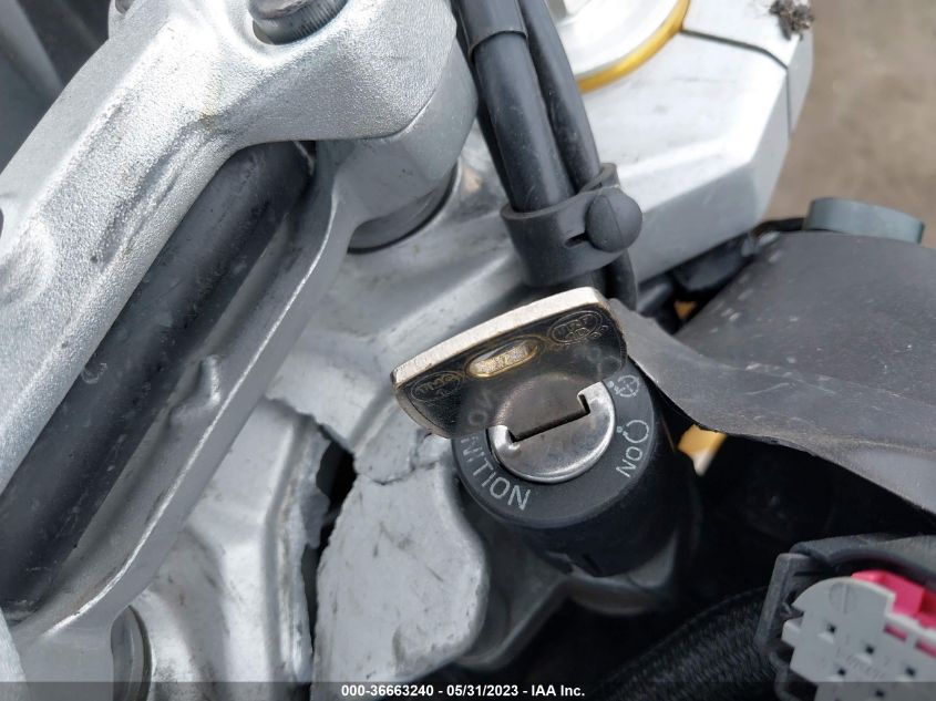 2018 BMW G310 R - WB30G1107JR856476