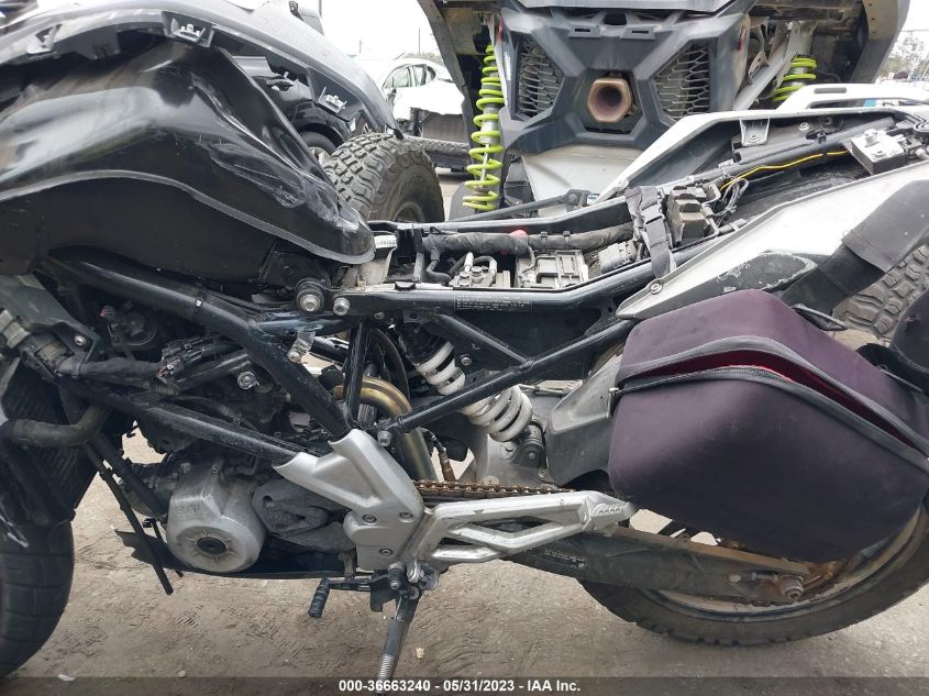 2018 BMW G310 R - WB30G1107JR856476