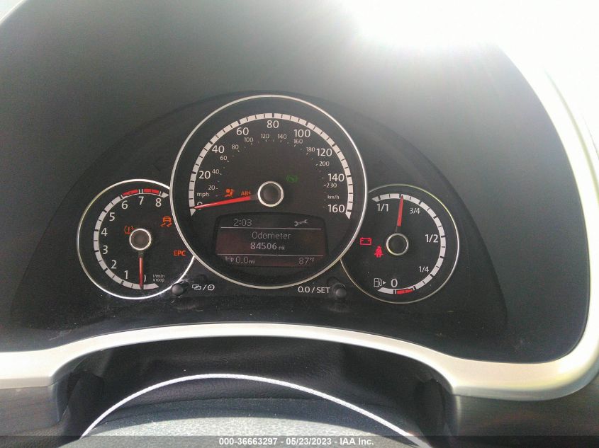 2016 VOLKSWAGEN BEETLE CONVERTIBLE 1.8T DENIM 3VW517AT9GM823065