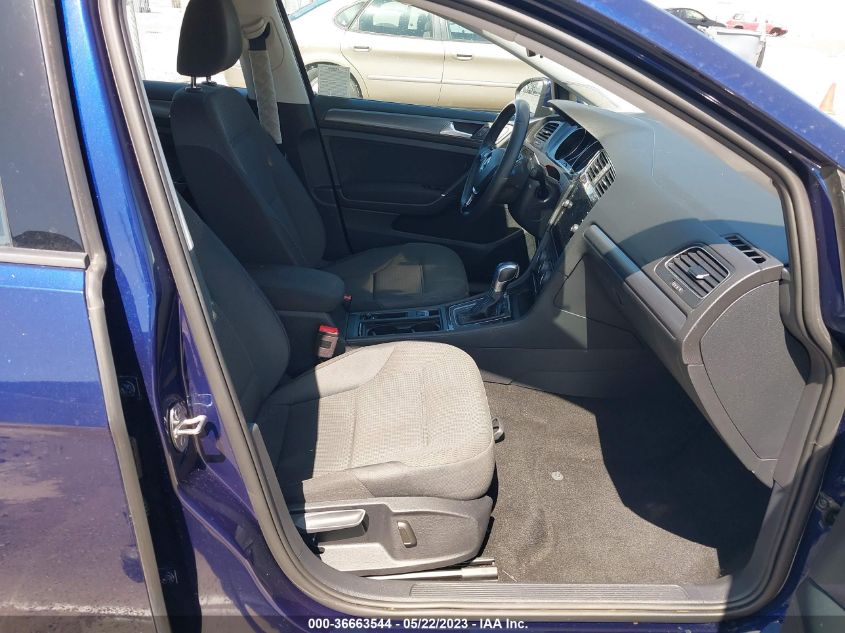 2019 VOLKSWAGEN E-GOLF SE - WVWKR7AU9KW910187