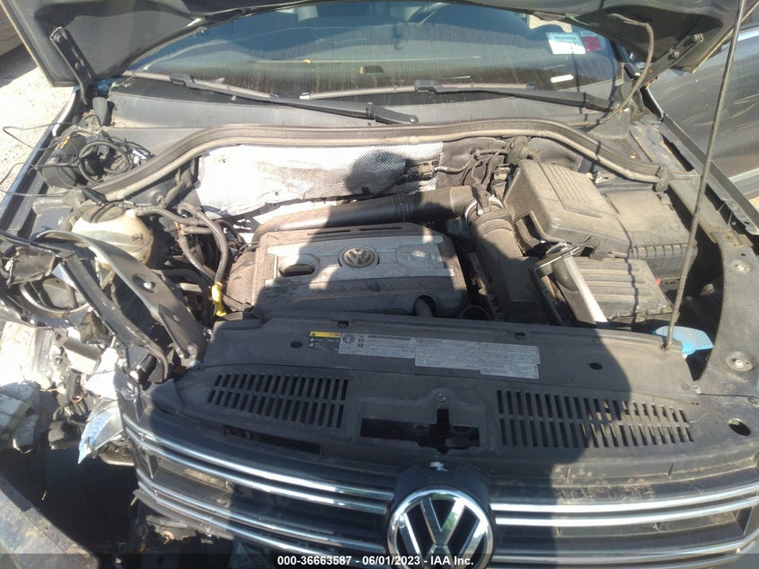 VIN WVGSV7AX4HK029379 2017 VOLKSWAGEN TIGUAN WOLFSBURG EDITION
