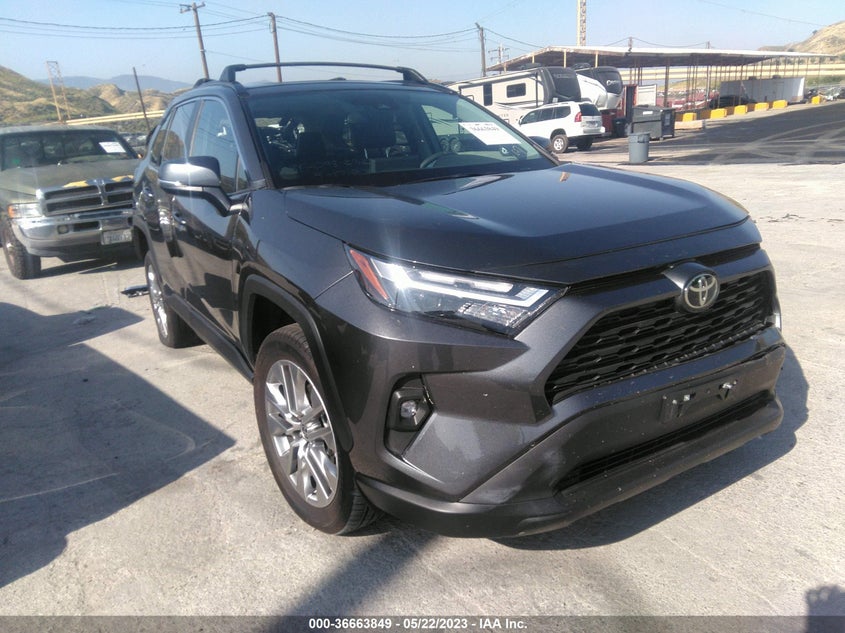 VIN 2T3A1RFVXNC320312 2022 TOYOTA RAV4 XLE PREMIUM