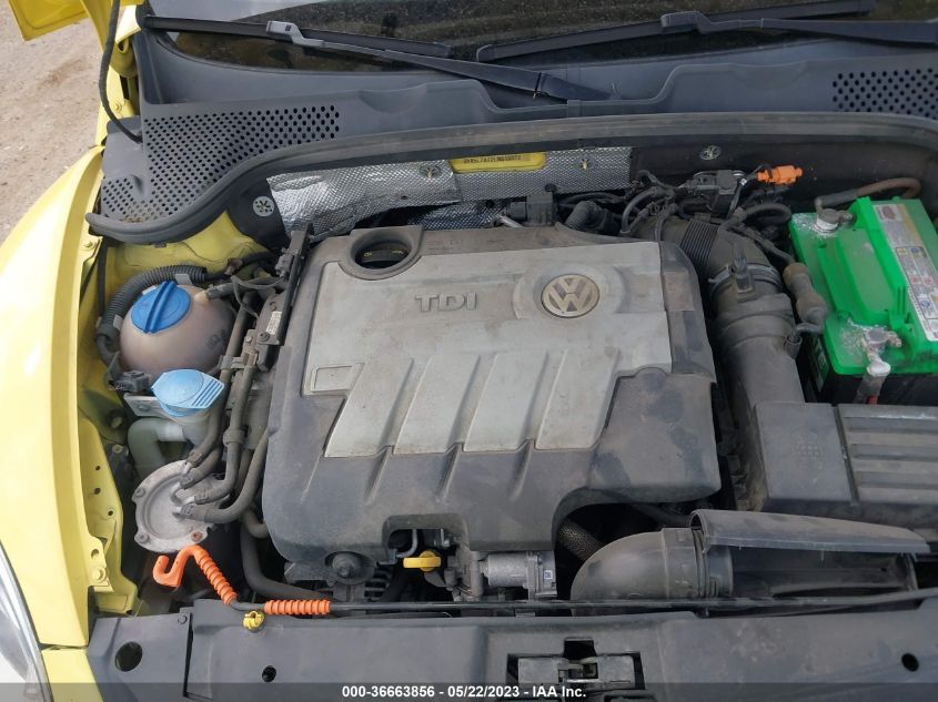 2014 VOLKSWAGEN BEETLE CONVERTIBLE 2.0L TDI 3VW5L7AT2EM813372