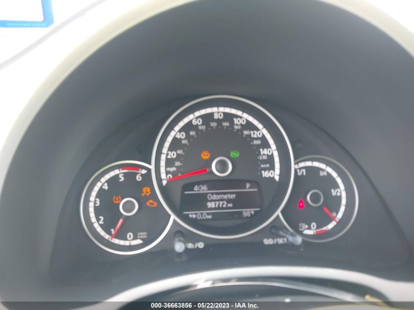 2014 VOLKSWAGEN BEETLE CONVERTIBLE 2.0L TDI 3VW5L7AT2EM813372