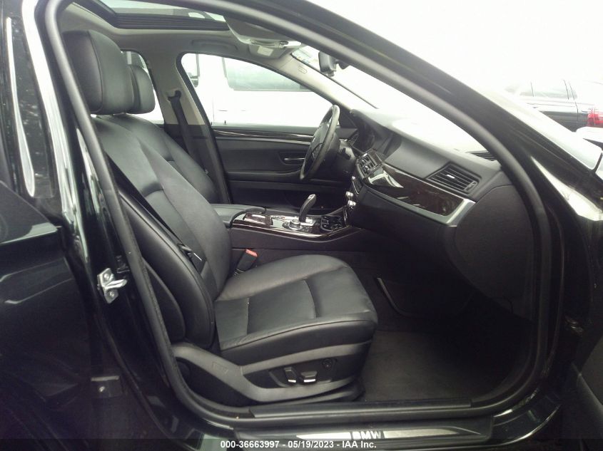2013 BMW 5 SERIES 528I XDRIVE - WBAXH5C52DD109356