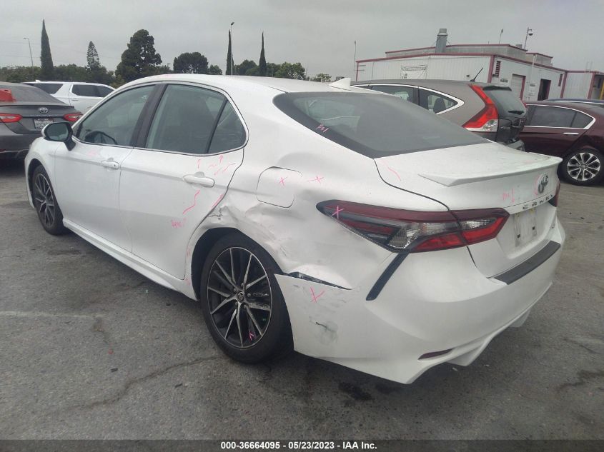 2021 TOYOTA CAMRY SE - 4T1G11AKXMU545716