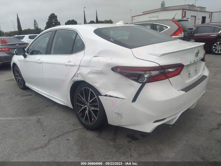 2021 TOYOTA CAMRY SE - 4T1G11AKXMU545716