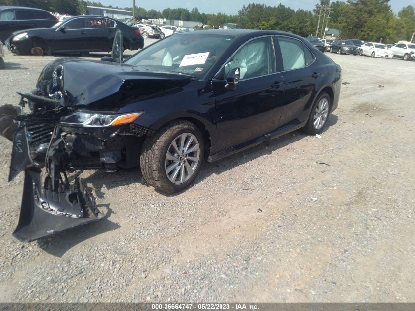 2021 TOYOTA CAMRY LE - 4T1C11AK6MU532038