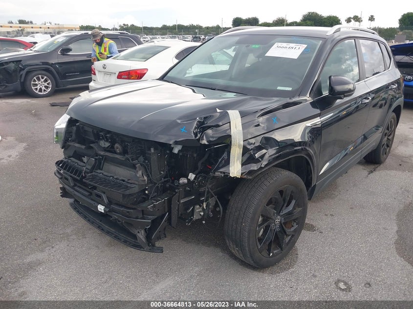 VIN 3VVRX7B28NM017337 2022 VOLKSWAGEN TAOS SE