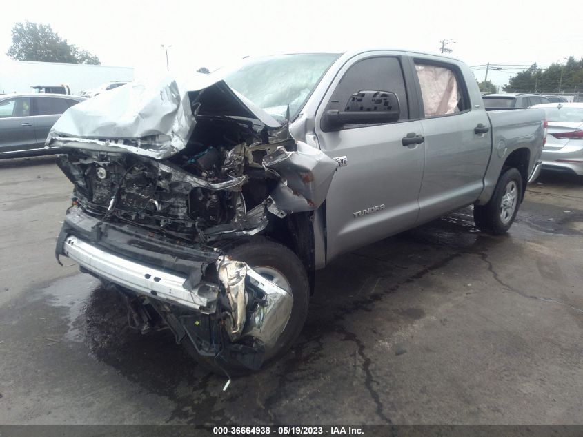 2019 TOYOTA TUNDRA 4WD SR5 - 5TFDW5F17KX821250