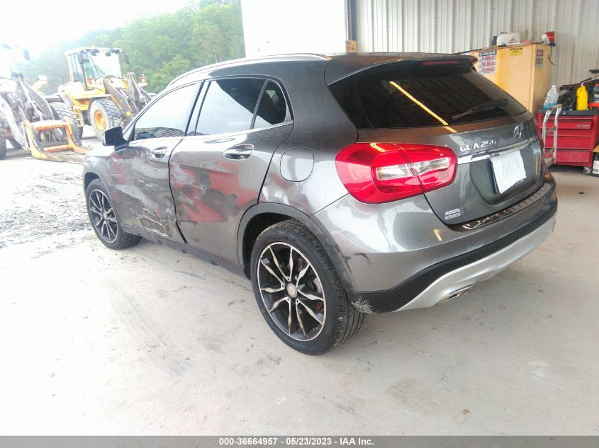 2017 MERCEDES-BENZ GLA GLA 250 - WDCTG4EB8HJ300489