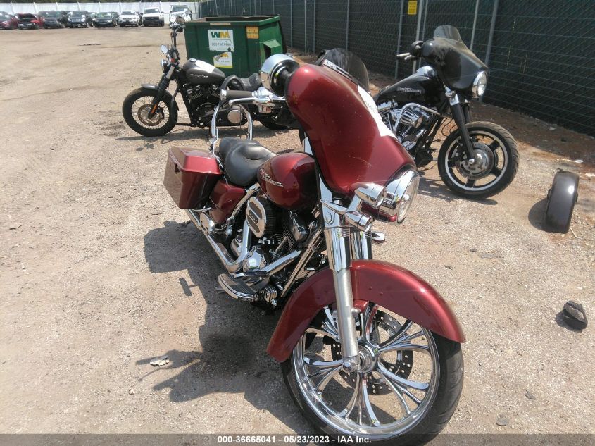 2009 HARLEY-DAVIDSON FLHX - 1HD1KB4169Y639686
