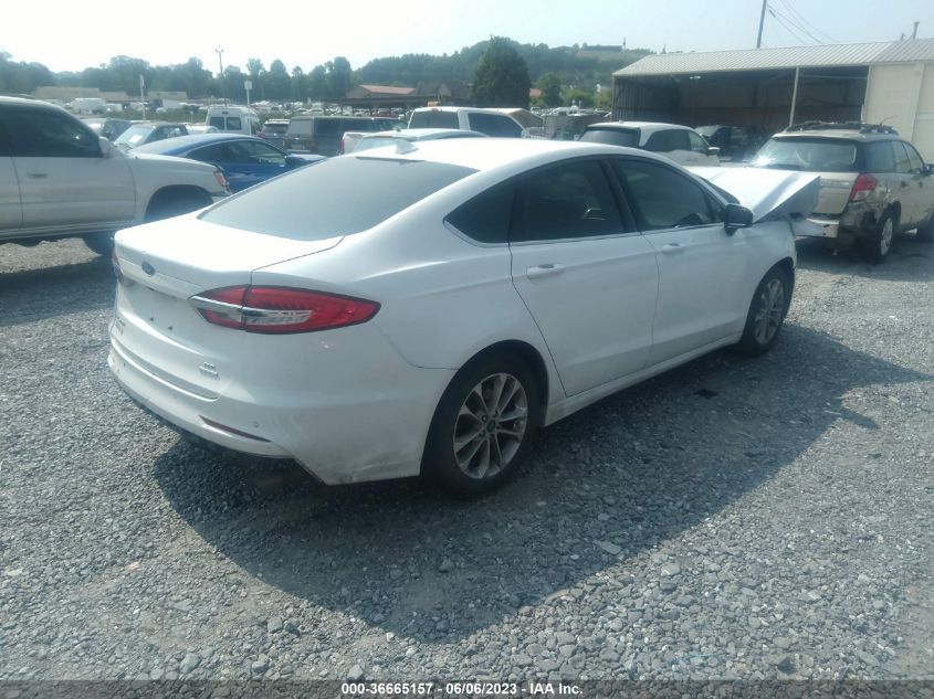 2020 FORD FUSION SE - 3FA6P0HD2LR150635