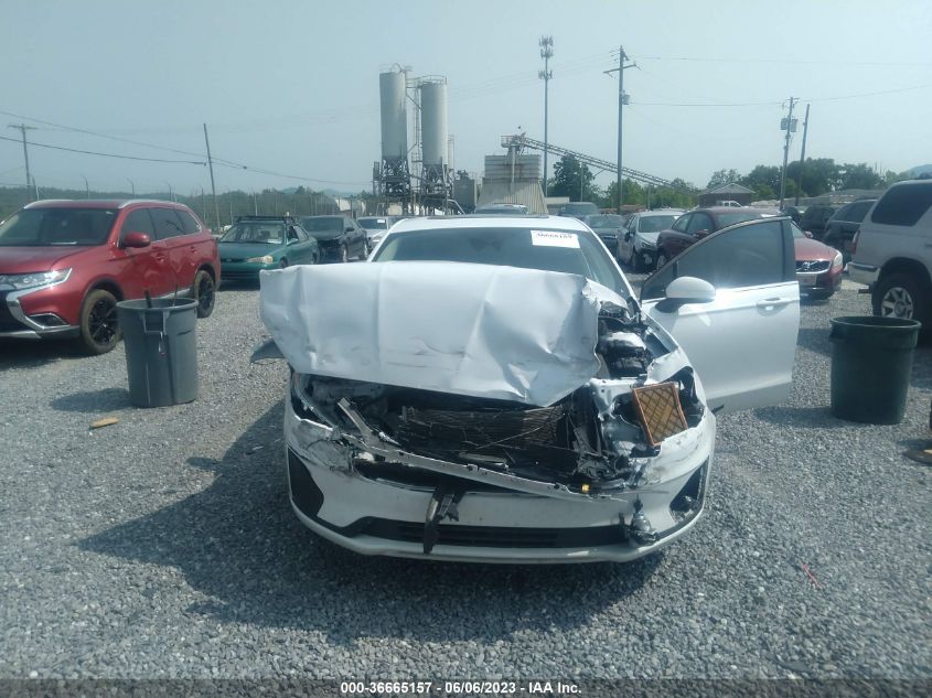 2020 FORD FUSION SE - 3FA6P0HD2LR150635