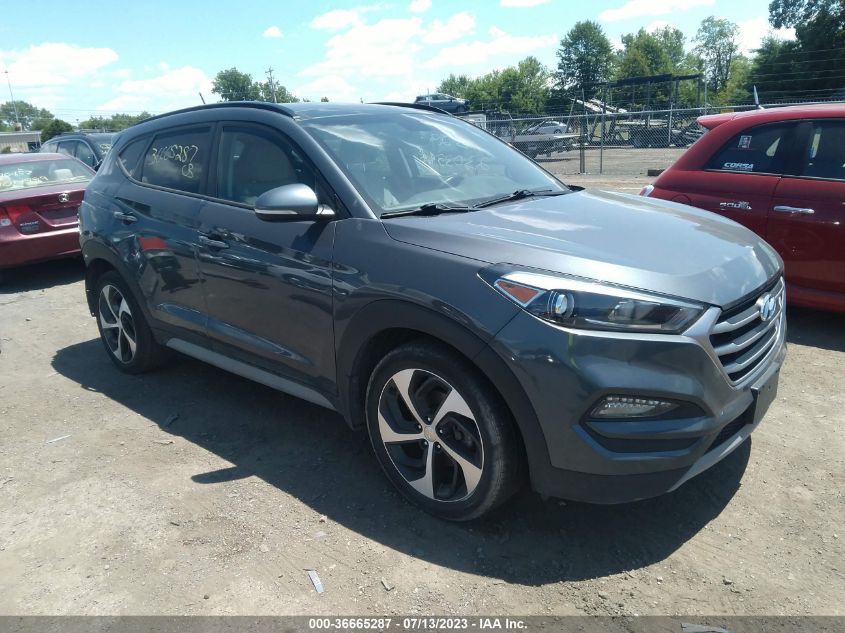 2017 HYUNDAI TUCSON VALUE - KM8J33A22HU547221