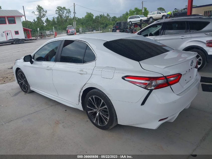 2018 TOYOTA CAMRY LE/SE/XLE/L - 4T1B11HKXJU115647