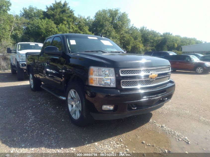 2013 CHEVROLET SILVERADO 1500 LT - 1GCRKSE79DZ108718