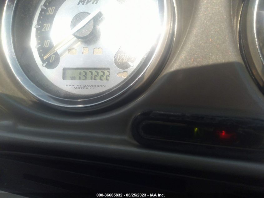 2006 HARLEY-DAVIDSON FLHTCUSE 1HD1PRE176Y951410