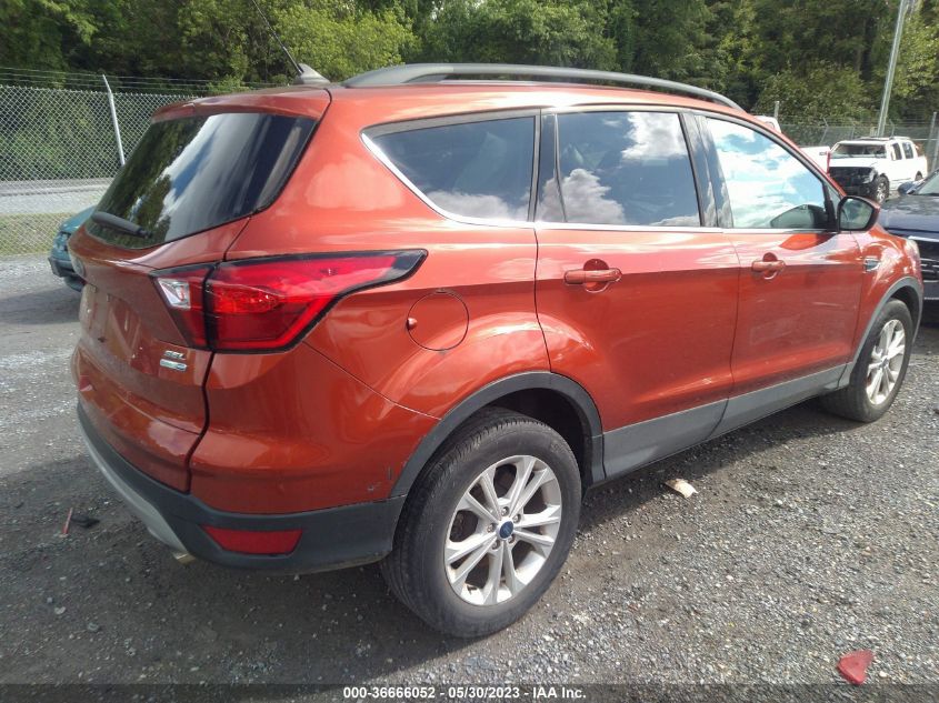 2019 FORD ESCAPE SEL - 1FMCU9HD0KUB53708