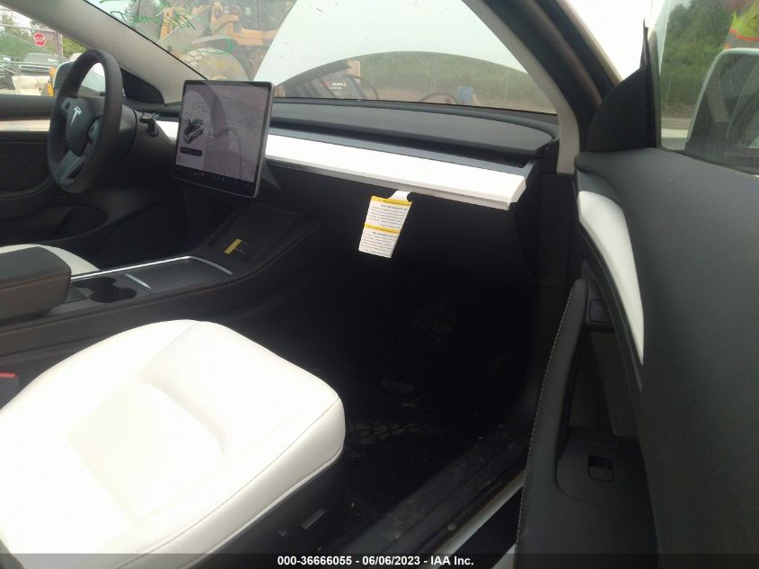 5YJ3E1ECXPF414079 Tesla Model 3 2023. Фото: 4
