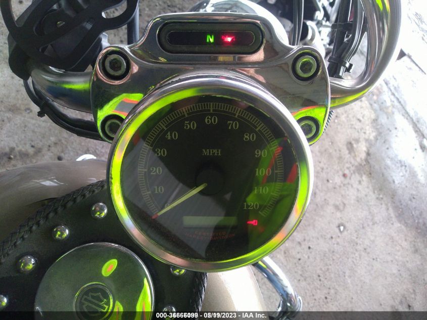2004 HARLEY-DAVIDSON XL1200 C - 1HD1CGP114K423911