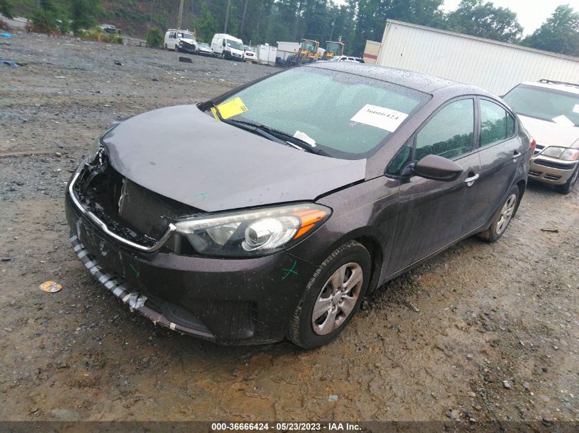 2017 KIA FORTE LX - 3KPFK4A71HE047600
