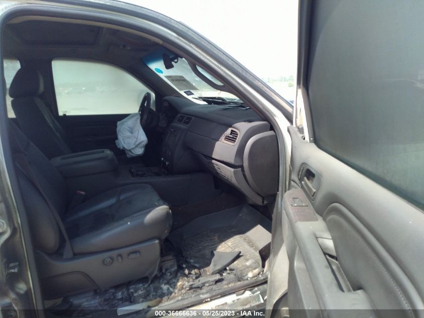 2014 GMC SIERRA 2500HD DENALI - 1GT125E84EF184759