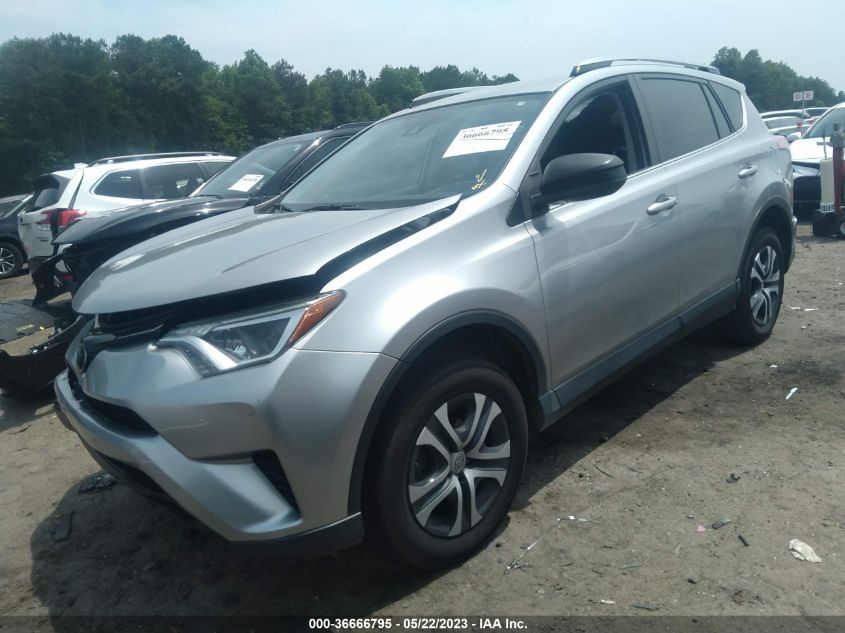 2018 TOYOTA RAV4 LE - JTMZFREV5JJ194616