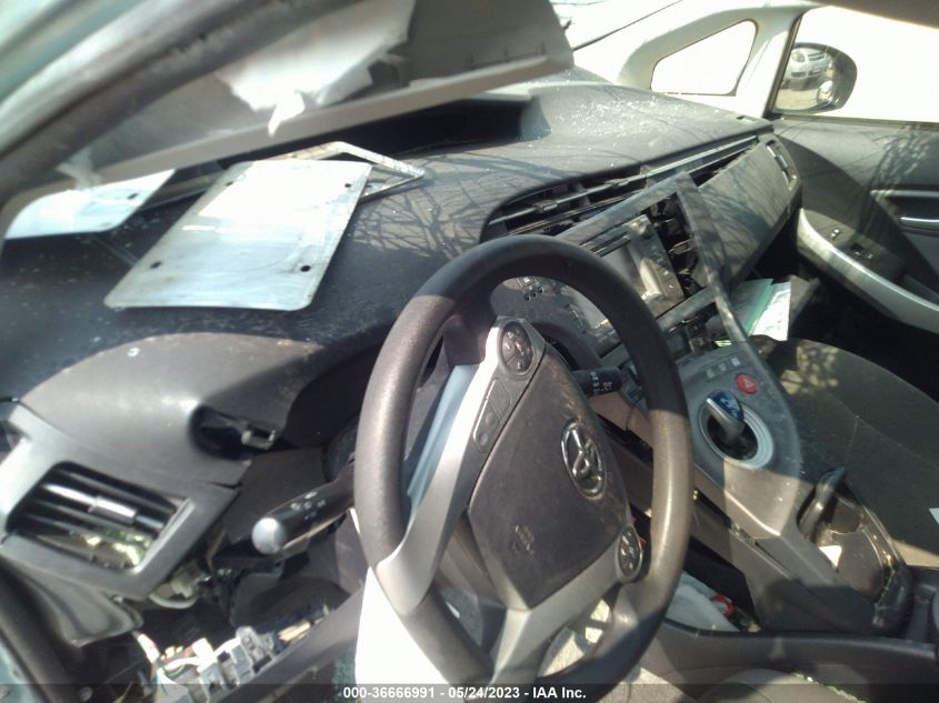 2015 TOYOTA PRIUS FOUR - JTDKN3DU9F1913822