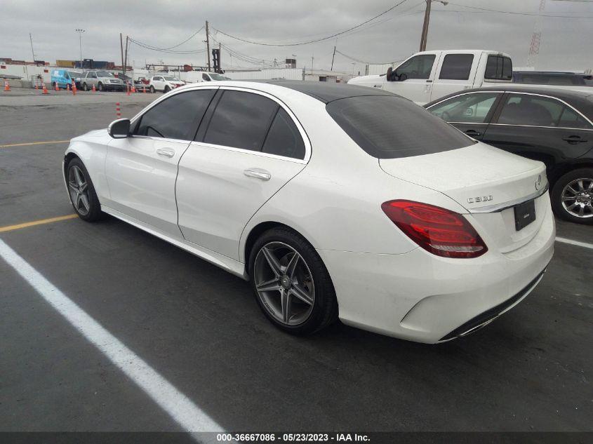 2015 MERCEDES-BENZ C-CLASS C 300 - 55SWF4KB5FU035379