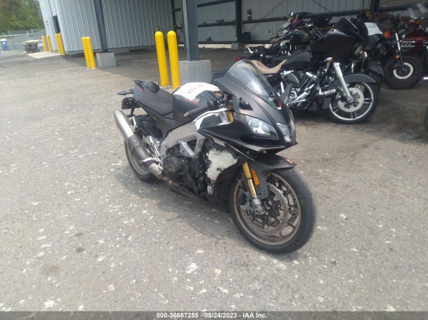 2019 APRILIA RSV4 FACTORY - ZD4KEUA0XKS000101