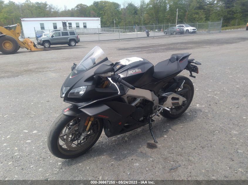 2019 APRILIA RSV4 FACTORY - ZD4KEUA0XKS000101