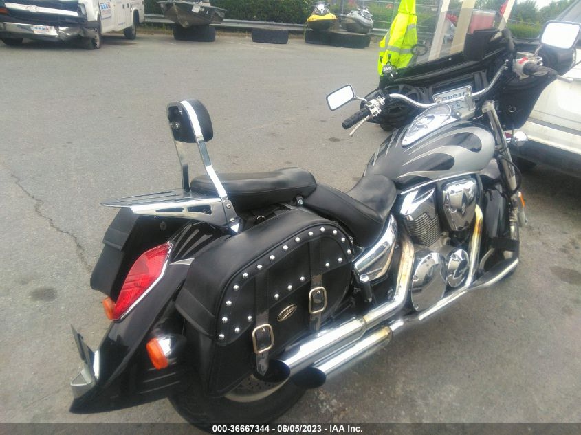 2005 HONDA VTX1300 R 1HFSC52385A204914