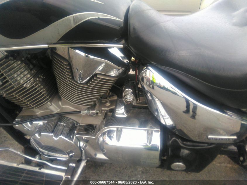 2005 HONDA VTX1300 R 1HFSC52385A204914