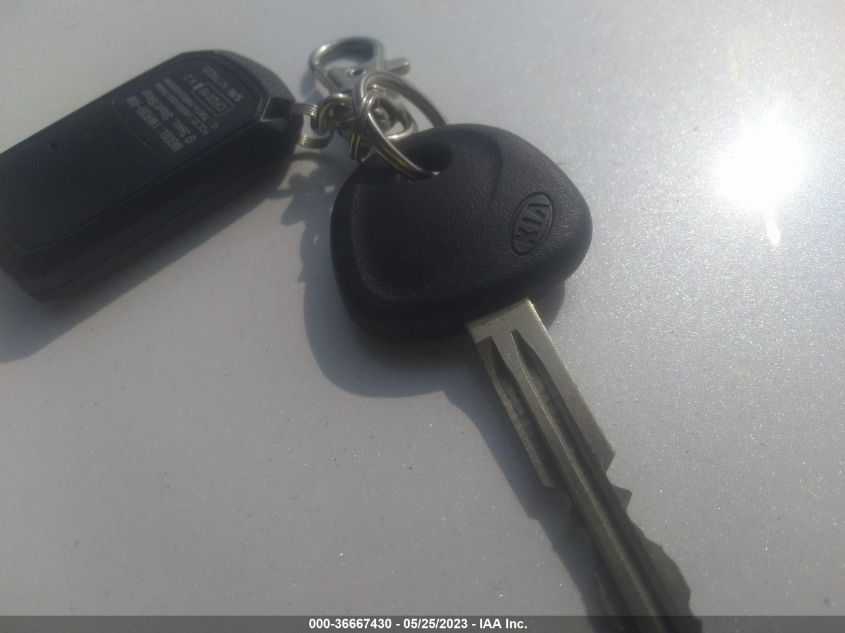 2017 KIA FORTE LX - 3KPFL4A74HE010781