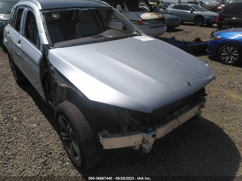 2022 MERCEDES-BENZ GLC GLC 300 - W1N0G8EBXNG116558