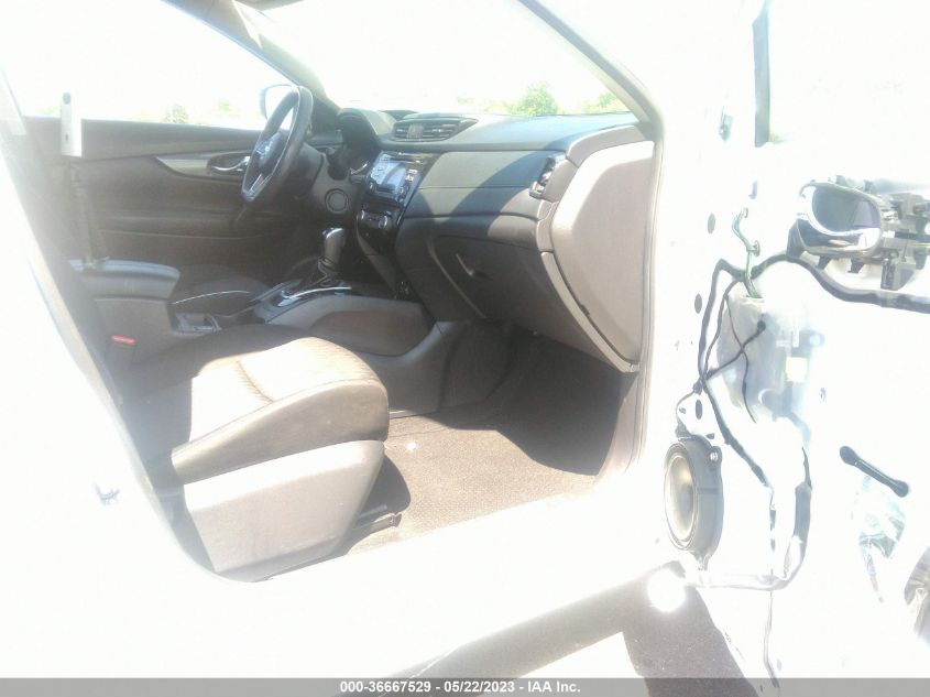 2017 NISSAN ROGUE SV - KNMAT2MTXHP547405