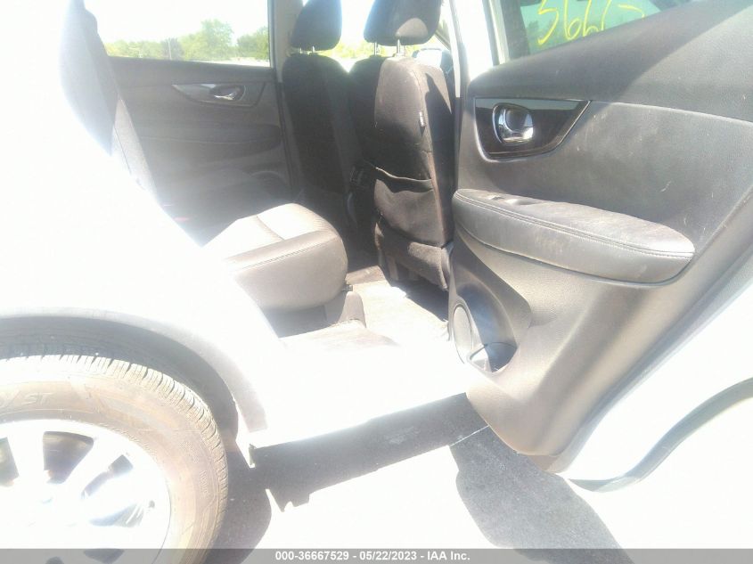 2017 NISSAN ROGUE SV - KNMAT2MTXHP547405