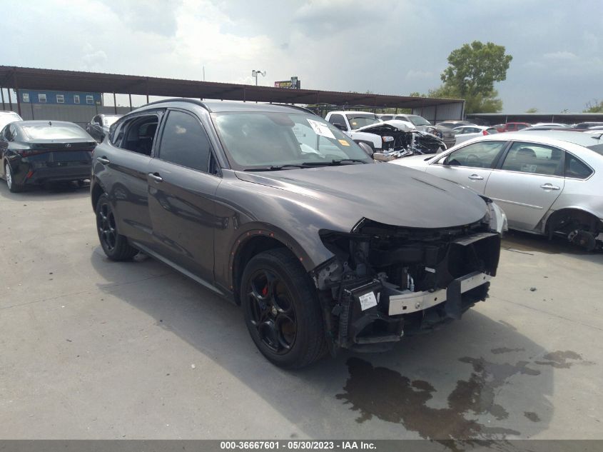 2018 ALFA ROMEO STELVIO SPORT - ZASFAKPN0J7B58617