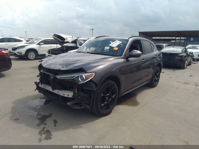 2018 ALFA ROMEO STELVIO SPORT - ZASFAKPN0J7B58617