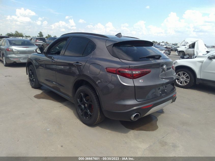 2018 ALFA ROMEO STELVIO SPORT - ZASFAKPN0J7B58617