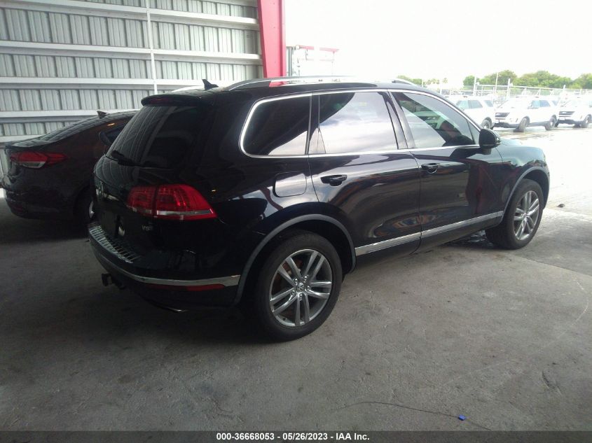 2015 VOLKSWAGEN TOUAREG LUX - WVGEF9BP6FD003307