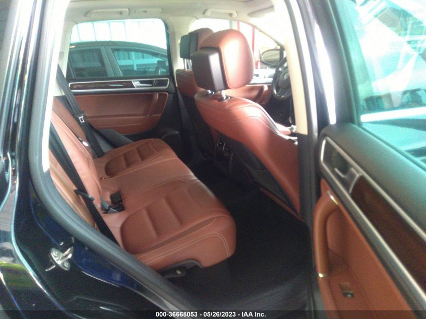 2015 VOLKSWAGEN TOUAREG LUX - WVGEF9BP6FD003307
