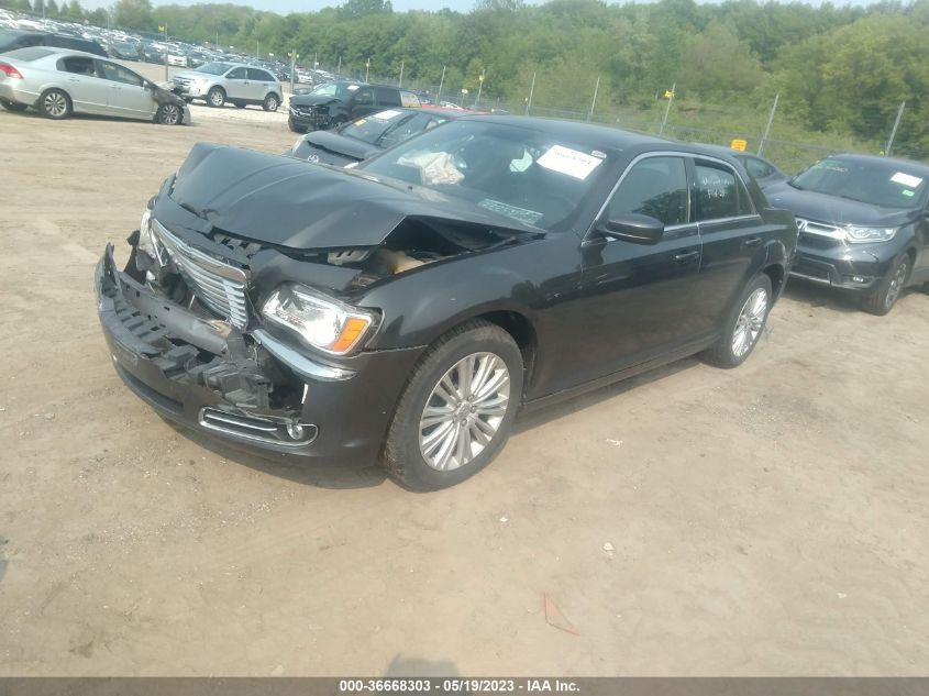 2013 CHRYSLER 300 - 2C3CCARGXDH519556
