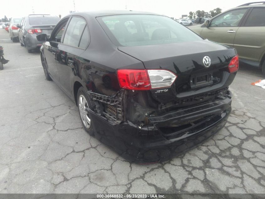 2014 VOLKSWAGEN JETTA SEDAN S - 3VW2K7AJ4EM335279