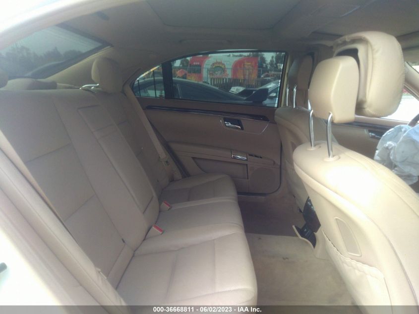 2013 MERCEDES-BENZ S-CLASS S 550 - WDDNG7DB7DA524385