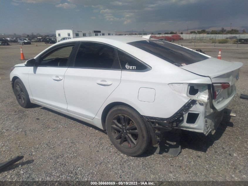 2015 HYUNDAI SONATA 2.4L SE - 5NPE24AF6FH184673