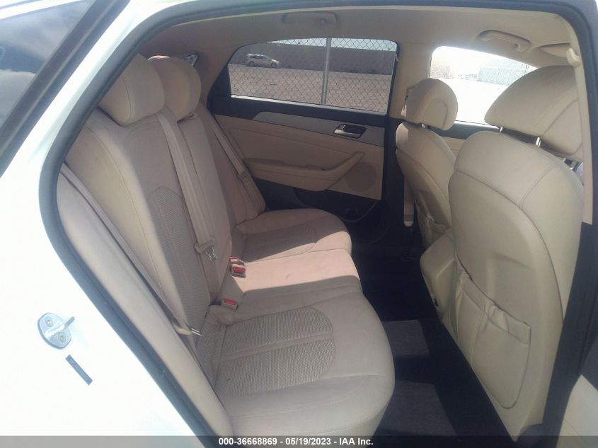 2015 HYUNDAI SONATA 2.4L SE - 5NPE24AF6FH184673