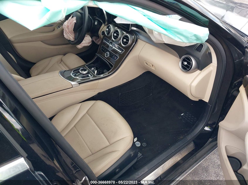 VIN 55SWF4JBXHU211427 2017 MERCEDES-BENZ C-CLASS C 300